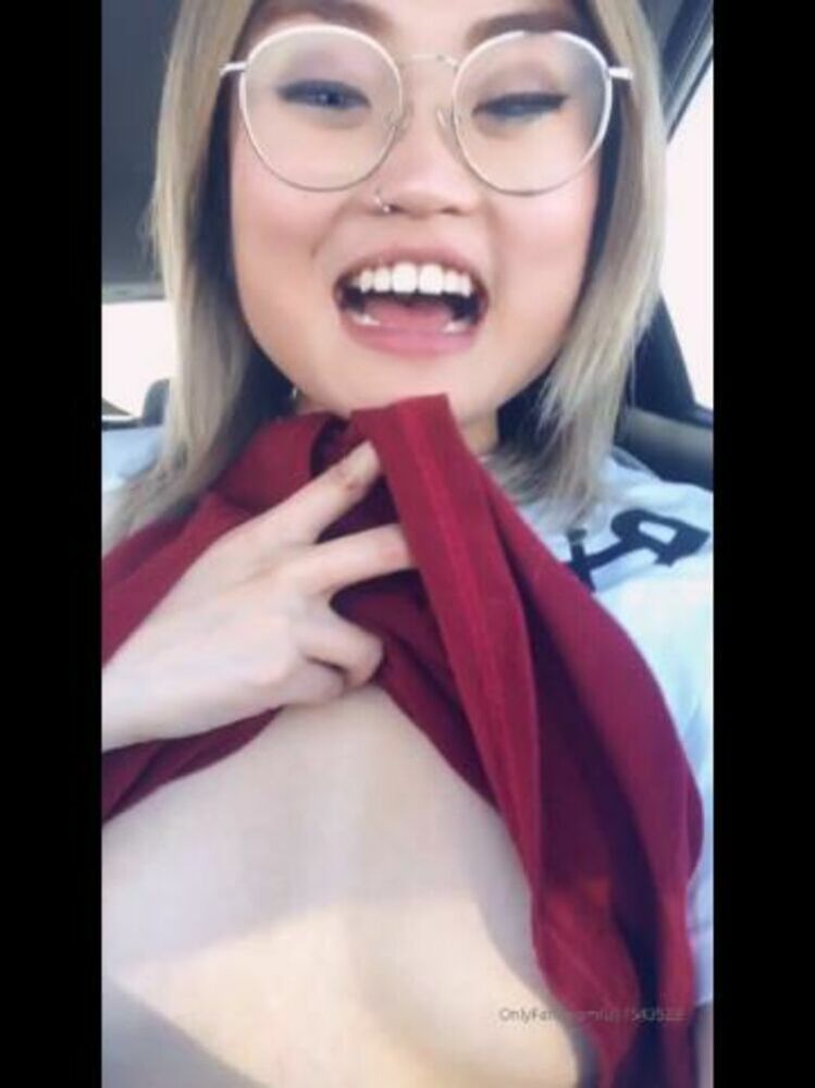 Asianslutcosplays / Onlyfans - road flash watch me driving down the road with my shirt up and my hot little tits out 11-02-2020 - Flashing [updated: 2024-01-20]