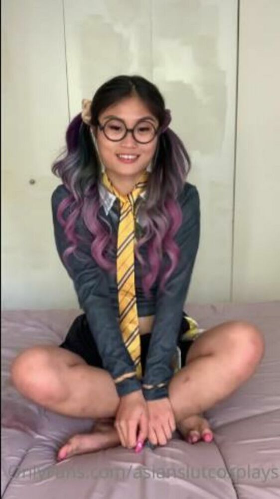 Asianslutcosplays / Onlyfans 02-05-2021 - Asian [updated: 2024-01-20]