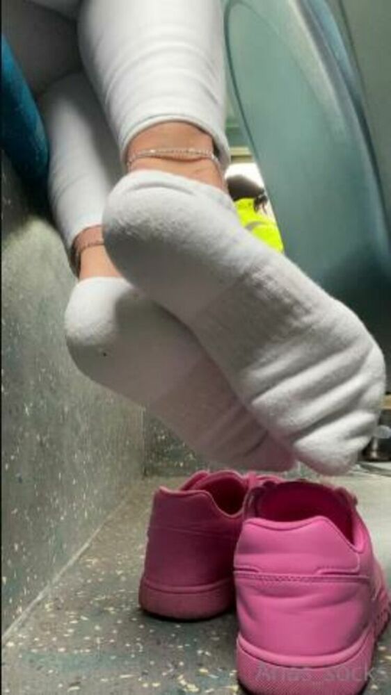 Ana - anas socks / Onlyfans Anassocks - on my way to workwearing your favourite nike socks 09-07-2021 - Ass [updated: 2024-01-21]