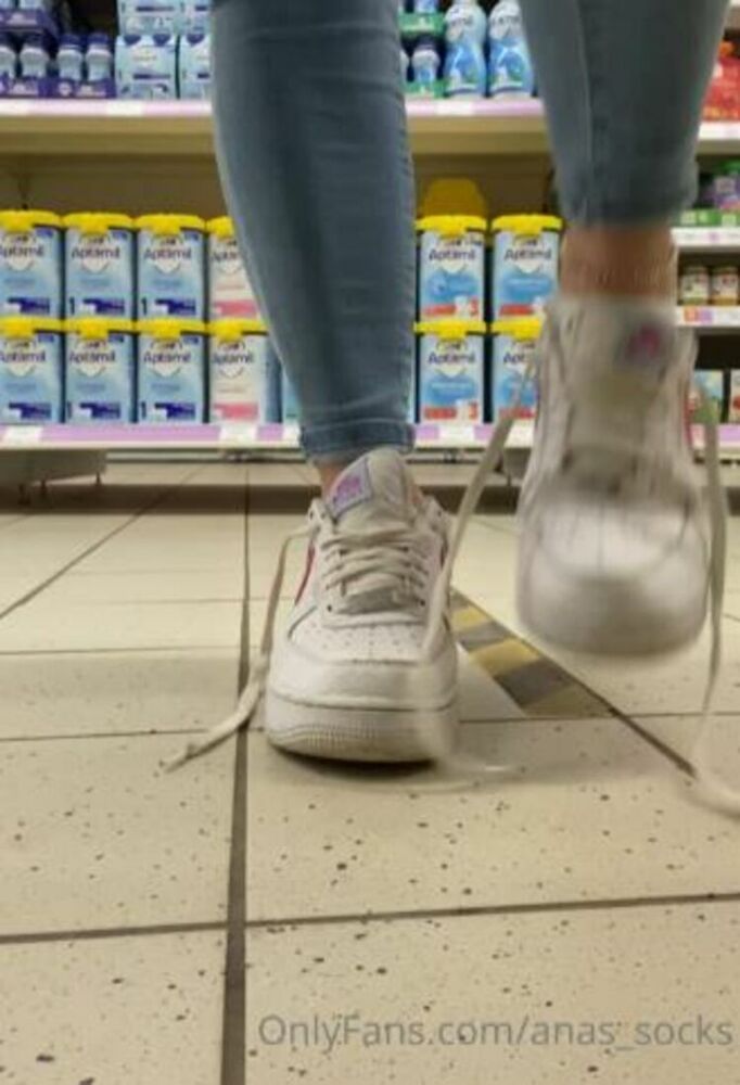 Ana - anas socks / Onlyfans Anassocks - a little teaser for you while im in the supermarket 26-03-2021 - Teasing [updated: 2024-01-21]