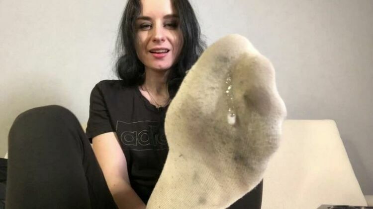 Kathrynne GoddesFeet – Smelly Socks [updated: 2024-01-22]