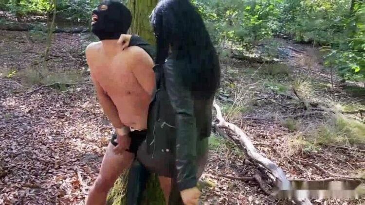 Mistress Blackdiamoond – His balls – our punchbag – Ballbusting, Cbt [updated: 2024-01-22]