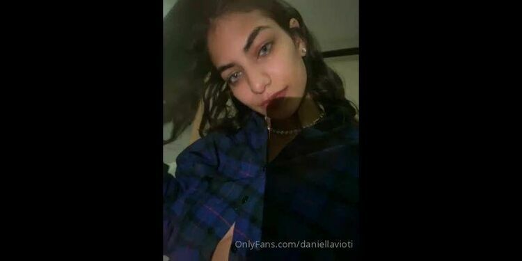 Exotic dancer - daniellavioti / Onlyfans Daniellavioti - i just wanted to say thank u so much to everyone supporting me it means so much i 22-12-2020 - Exotic [updated: 2024-01-22]