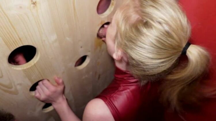 Mia Adler - Glory Hole Battle! Who gets more cream from the hoses! [updated: 2024-01-25]