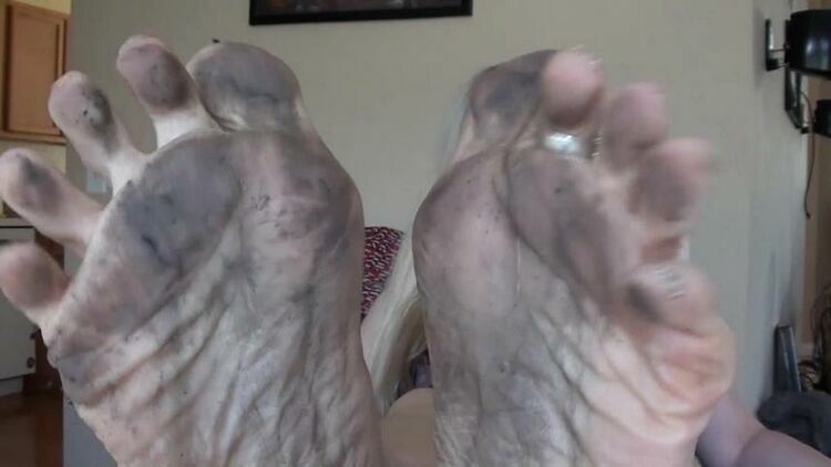 Violetbliss – JOI with dirty feet – Fetish, Masturbation Instruction [updated: 2024-01-26]