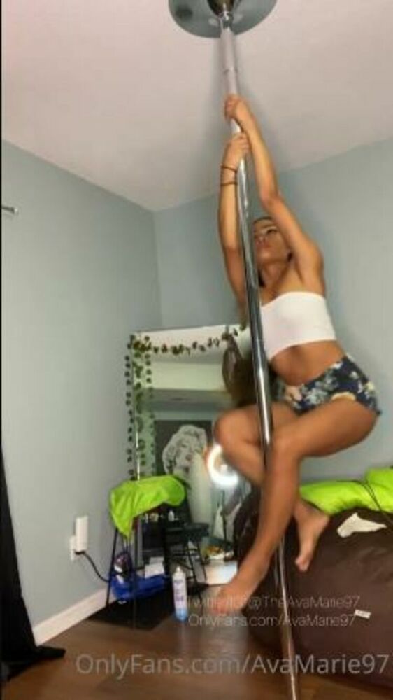 Ava Marie - theavamariee / Onlyfans Theavamariee - still practicing would you tip me at a strip club 17-10-2020 - Fetish [updated: 2024-01-26]