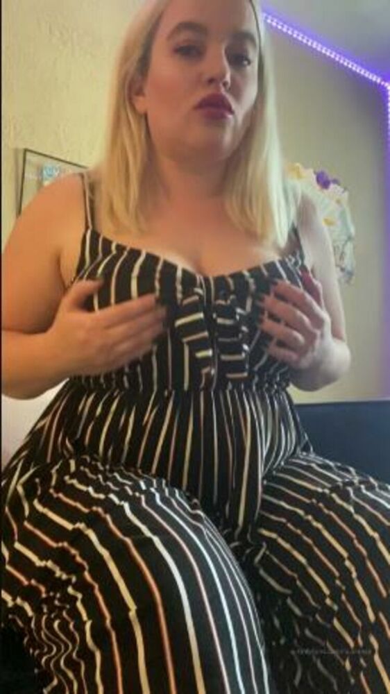 Lula - lularanae / Onlyfans Lularanae - my daddy still has me on no touchdo you see how wet i am i felt a lot just spread 14-08-2020 - Spreading [updated: 2024-01-27]