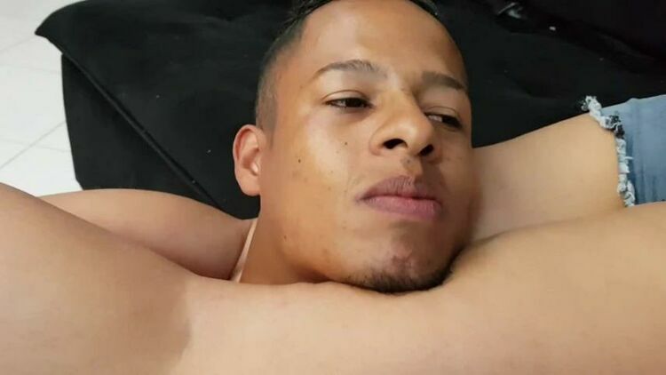 Fem Dom Boys MF – Amateur Scissorboy Muscle Legs – Vol # 38 [updated: 2024-01-29]