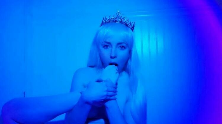 TinyFeetTreat – Ice Queen Mesmerizes You – Self Worship [updated: 2024-01-29]