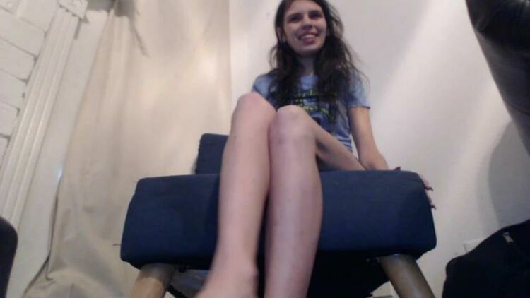 PrincessCica – Lesson 1 – Surrendering to My Feet – Footworship, Femdom Pov [updated: 2024-01-31]