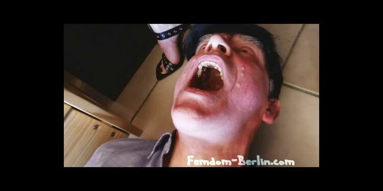 Femdom-Berlin – Tramplin And Facesitting Part 2 – Spitting, Faceslapping [updated: 2024-02-07]