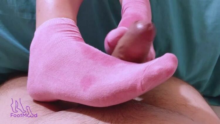 Sensual sockjob from my young girlfriend(porn) [updated: 2024-02-10]