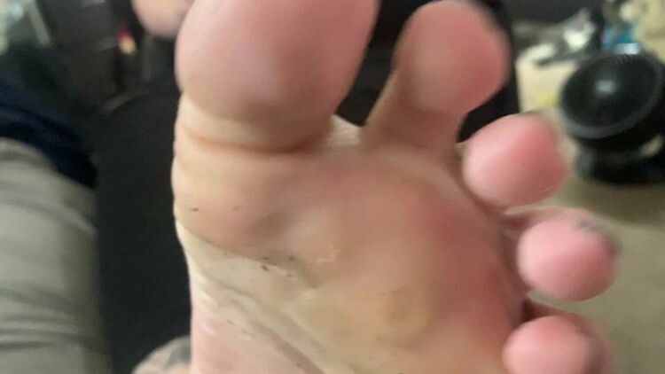 Ballbustingbitch - Foot Amp; Boot Worship Fresh After Work [updated: 2024-02-13]