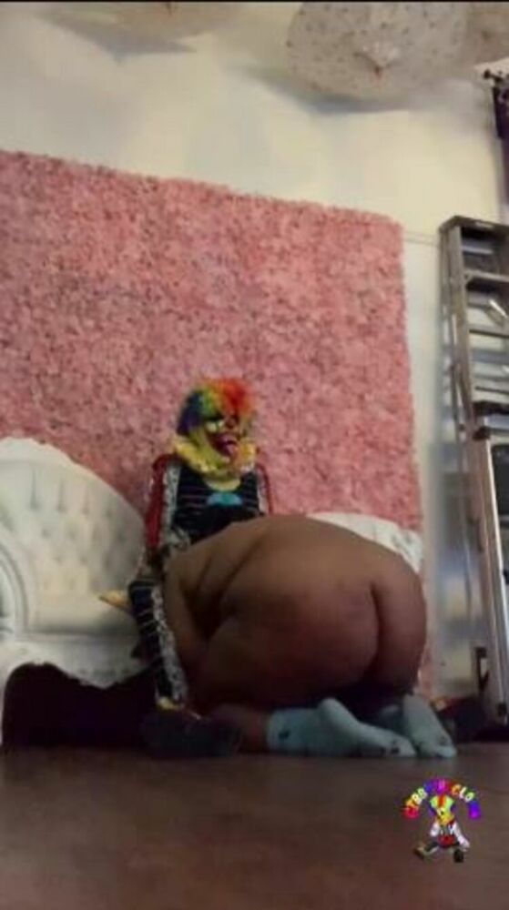 GIbbyTheClown Sexy Ass Bbw Slut Takes Big Clown Dick [updated: 2024-02-14]