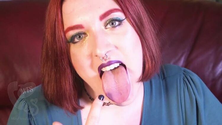 Miss Freudian Slit – Wine Lipstick Spit Tease – Spitting, Femdom Pov [updated: 2024-02-20]