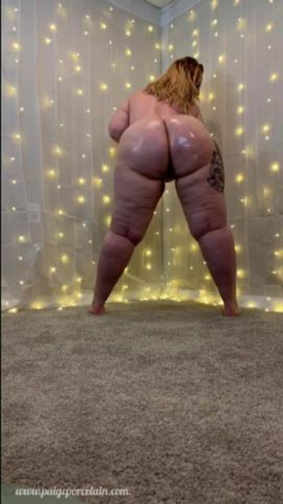 Paige porcelain / Onlyfans Paigeporcelain big butt mama customid - Butt [updated: 2024-02-21]