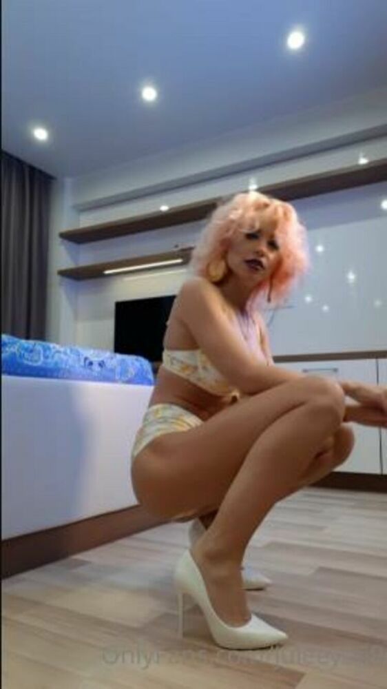 Juleeya Reutova VIP - juleeya69 / Onlyfans Juleeya 21-11-2020 - Fetish [updated: 2024-02-21]