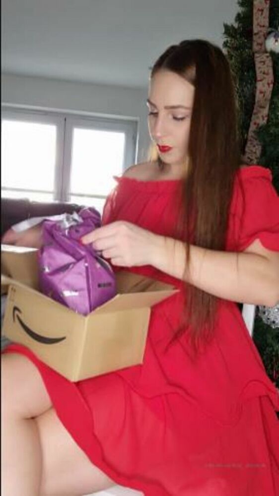 MISTRESS ANNABELLE – LADY ANNABELLE – Here Is The First Clip With All The Gifts I Received Until Now [updated: 2024-02-29]