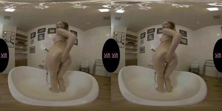 Jia Lissa Waking Up And Orgasm In The Bath - Redhead Petite Tub Toying - [VRSexperts / SexLikeReal.com] (UltraHD 4K 3072p) [updated: 2024-03-06]