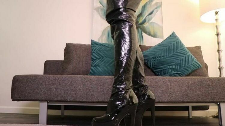 Queen Regina – Boots slave [updated: 2024-03-26]