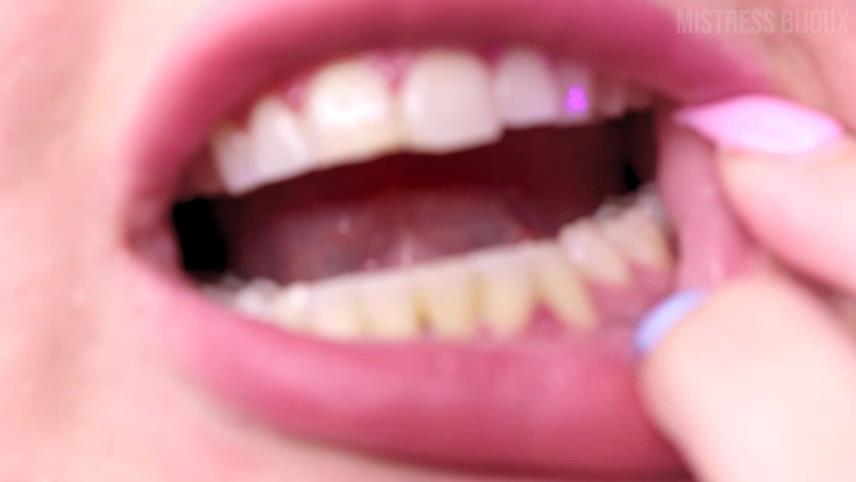 Mistress Bijoux - Teeth Up Close - FullHD 1080p [updated: 2024-04-13]