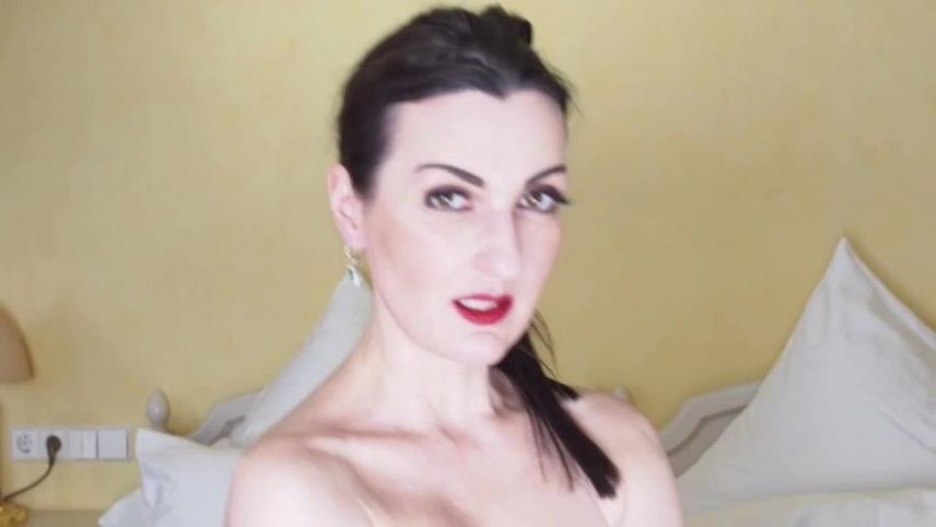 Lady Victoria Valente - The Corset Goddess Talk [updated: 2024-05-23]