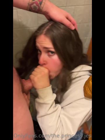 Princess Jess (theprincessjess) - Surprise Hehe I Took a Big Facial Tonight On a Bathroom Floor - [Onlyfans] (UltraHD 2K 1280p) [updated: 2024-05-25]