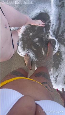 LucySpanks – Findom Vacation Foot Footage [updated: 2024-06-14]