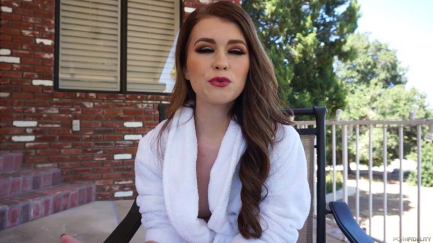 Misha Cross : White Room BTS [PornFidelity] (FullHD 1080p) [updated: 2024-07-03]