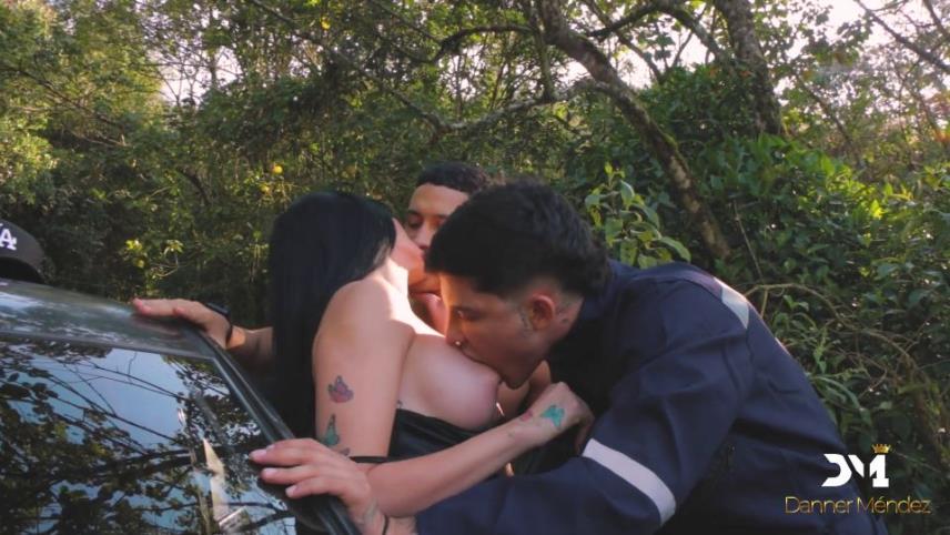 Danner Mendez - Nymphomaniac Fucks Her Lover And The Mechanic On a Public-Danner Mendez Yenifer Chacon - [ModelHub] (FullHD 1080p) [updated: 2024-07-05]