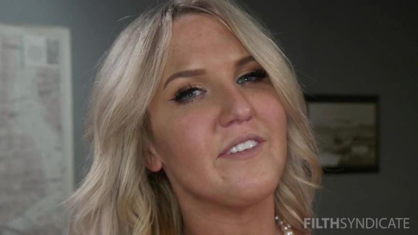 Kayleigh Coxx - Kayleigh Coxx Disciplined Employee [HD 720p] [updated: 2024-07-10]