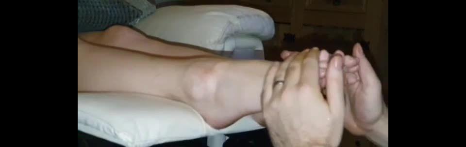 Foot Massage With Lube [updated: 2024-08-14]