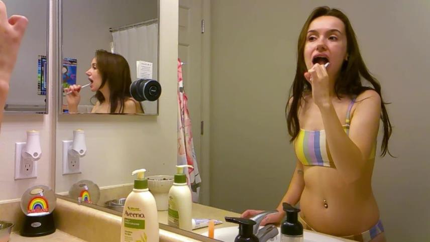 GoddessMayHere – Teeth Brushing [updated: 2024-08-29]