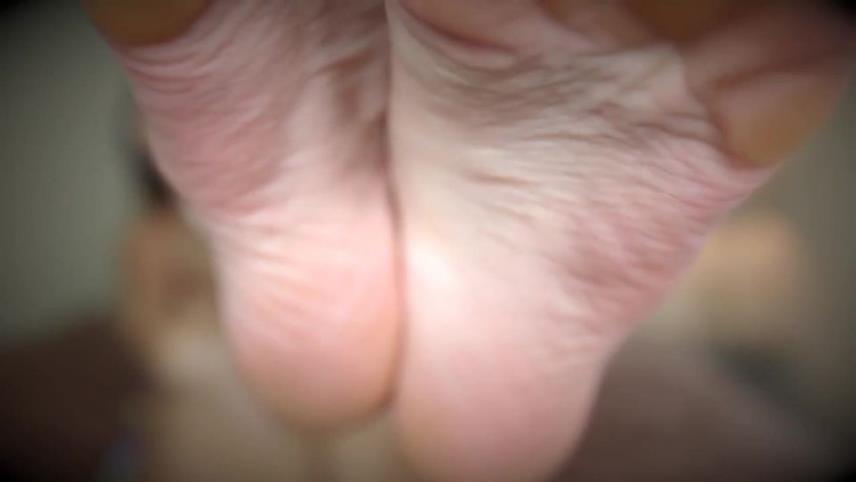 Princess.Lexie - Jerk---But Only To My Feet [updated: 2024-09-09]