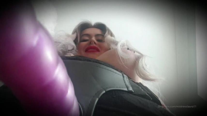 MistressLaura11 - worship my big sexy strap-on [updated: 2024-09-15]