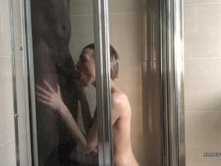 Masha Markova – Sucking BBC in Shower Facefuck after [updated: 2024-09-18]