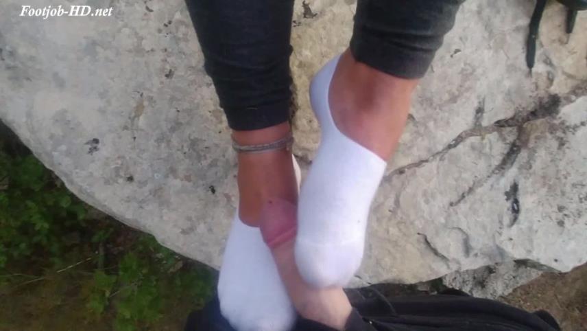 Leonie – Shoe tease. White ped socks tease. Sockjob / footjob. Cum on feet – Shoes Socks And Feet [updated: 2024-09-18]