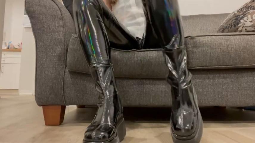 Shiny PVC and latex – Touching and rubbing with sounds [updated: 2024-09-26]