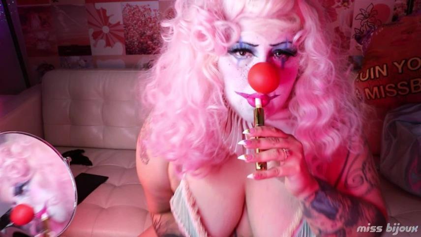 Mistress Bijoux - Clown Coughs - FullHD 1080p [updated: 2024-09-26]