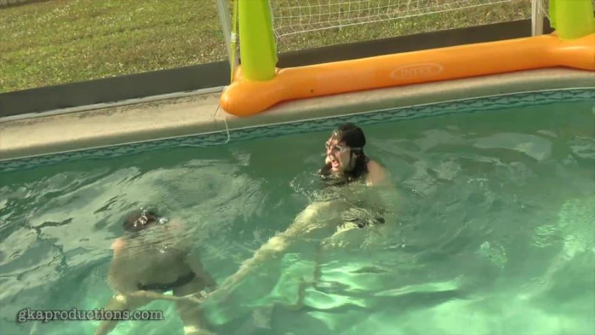 GinaryTickleAdventures – Nude Swimming Tickle Fight With Nikki Brooks & Sadie Holmes [updated: 2024-09-27]