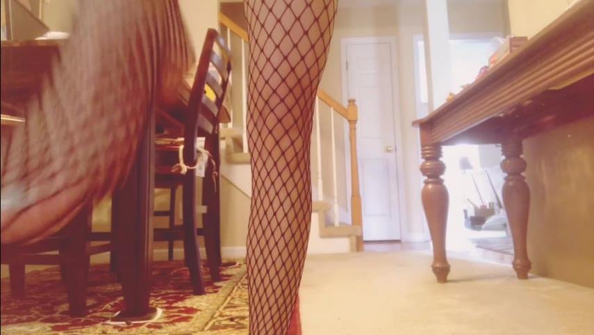 footbaddie 15-08-2018 Bow down and worship my perfect ass and feet and send a tip each time you edge to my super [updated: 2024-10-04]