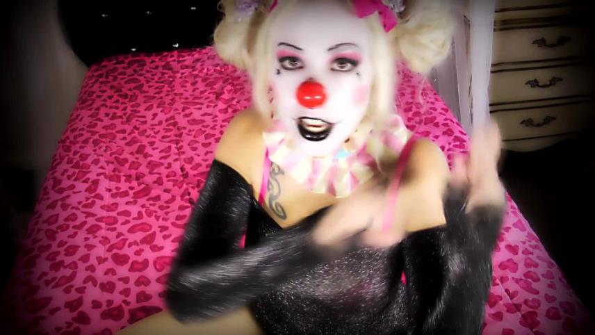 Kitzi Klown – Clown Queen Findom [updated: 2024-10-04]