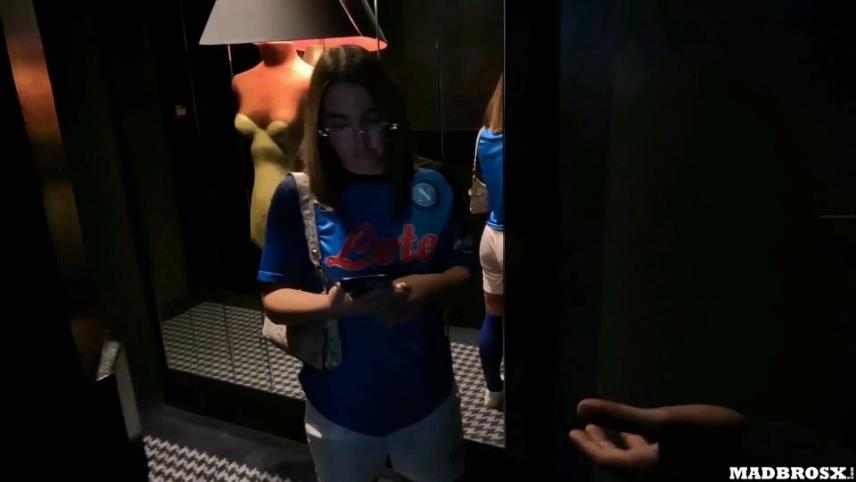 The Napoli Fan Sara Diamante Cheats On Her Boyfriend And Agrees To Get Her Ass Fucked!!! - [PornHub] (FullHD 1080p) [updated: 2024-10-04]