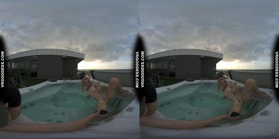 Sexy Mary Jane Using Glass Dildo In Jacuzzi [updated: 2024-10-05]