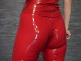 Natasha Otil – Fetishista – Red Latex Ass Shake And Clench [updated: 2024-10-07]