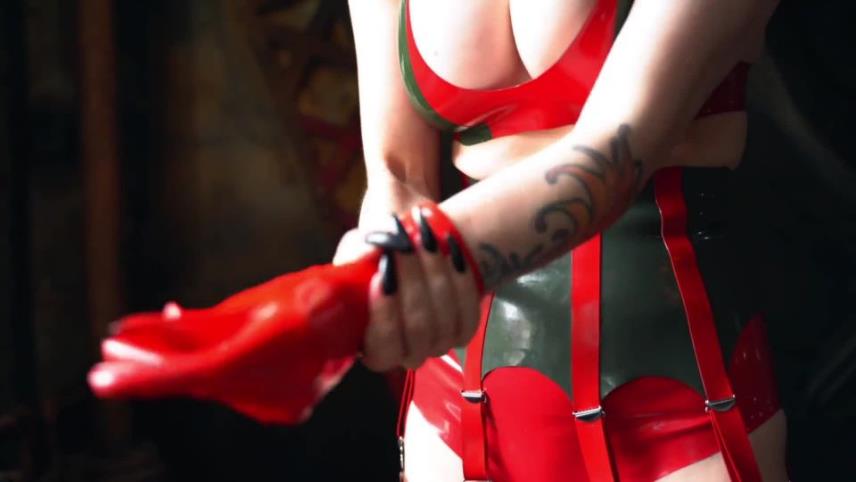 Miss Ellie Mouse – How to Put on a Red Latex Glove [updated: 2024-10-07]