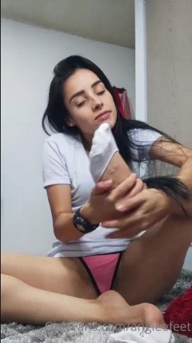 angieefeet -1349348372-Do you want to smell them feet feet porn [updated: 2024-10-07]