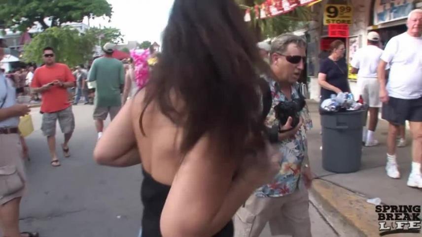 Fantasy Fest Body Painted Milfs in the Street [updated: 2024-10-08]