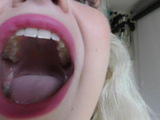 Bad Dolly – Close Up Mouth Exploration [updated: 2024-10-08]