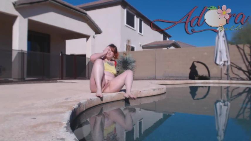 Adora bell – Desperate Misty Pees in Pool [updated: 2024-10-09]